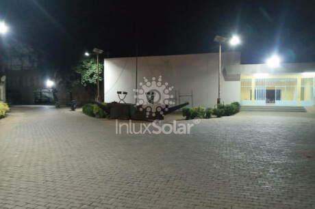 Lampes Solaires pour Parc Public et Zone Résidentielle au Sénégal